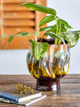 Mahnoor stoneware plant pot