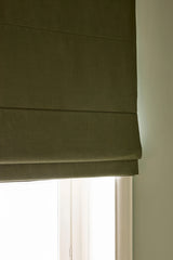 Linen roman blind - Khaki - Blackout Lined