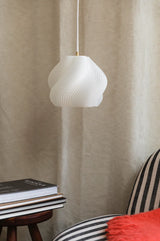 Crème Atelier soft serve pendant lamp 01, vanilla bean - 1 in stock