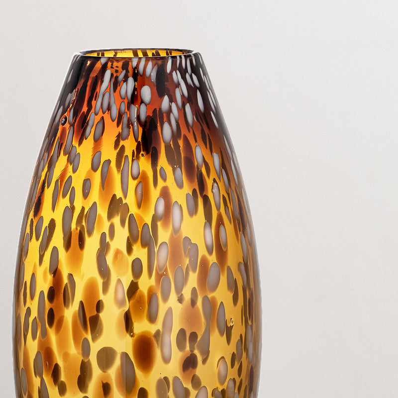 Daraz mouthblown glass large vase (last 1)
