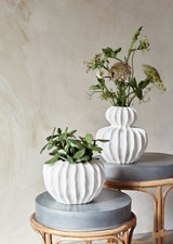 Vilma porcelain vase