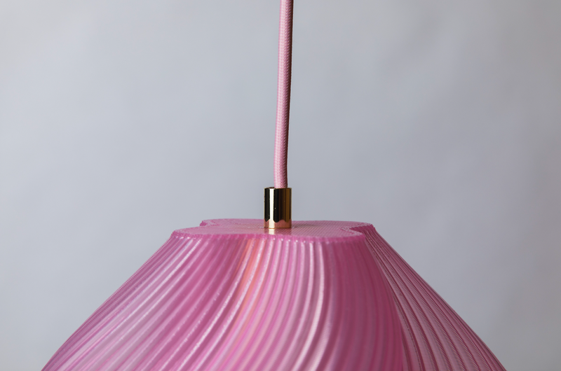 Crème Atelier soft serve pendant lamp 01, Rose sorbet