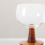 HKLiving swirl wine glass, Ochre