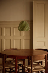 Crème Atelier soft serve pendant lamp 02, Olive