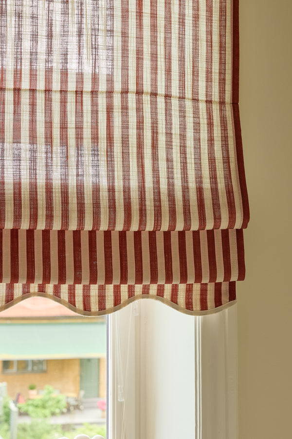 Scalloped Edge Stripe roman blind - Burgundy