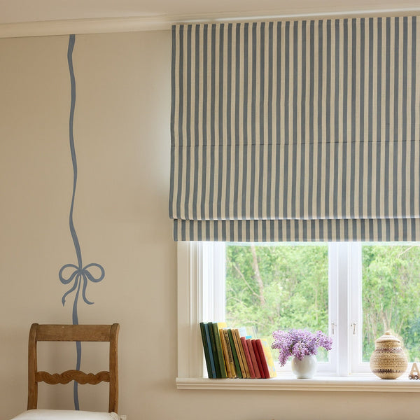 Stripe linen roman blind - Dove blue