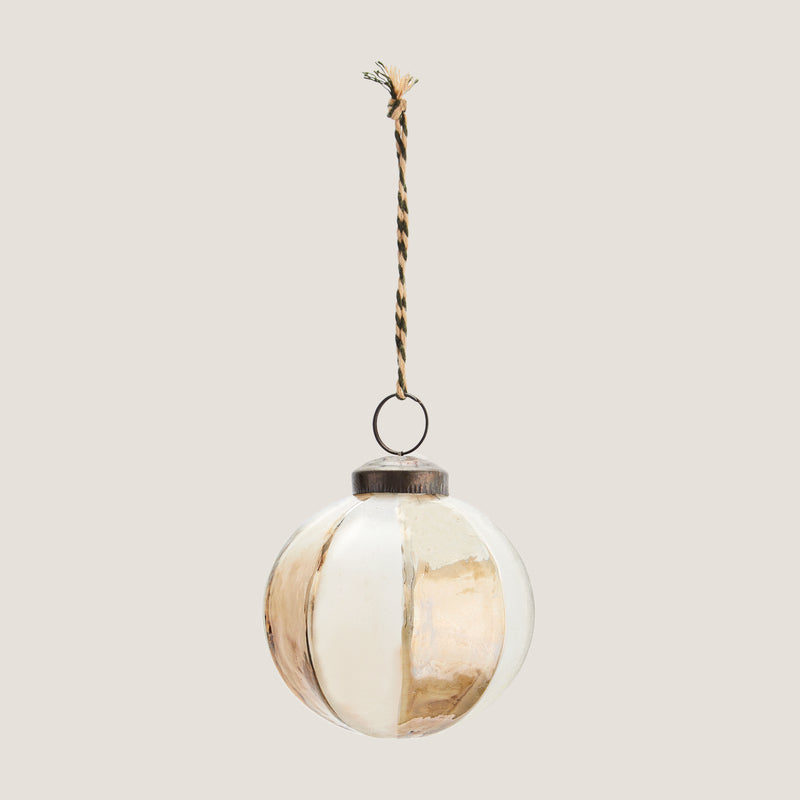 Tindra glass bauble (3 left)