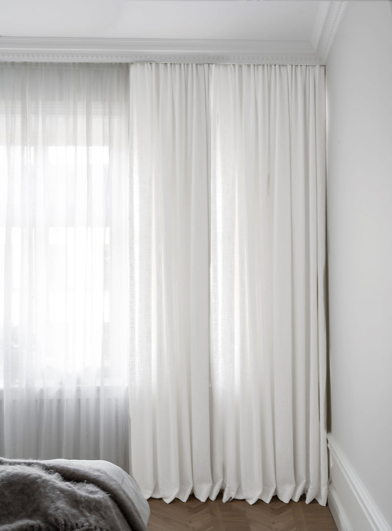 Linen curtain - pure white