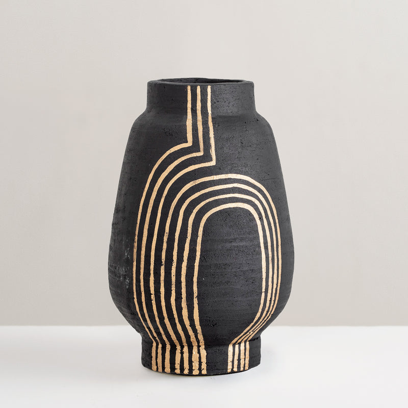 Gunilla large terracotta vase