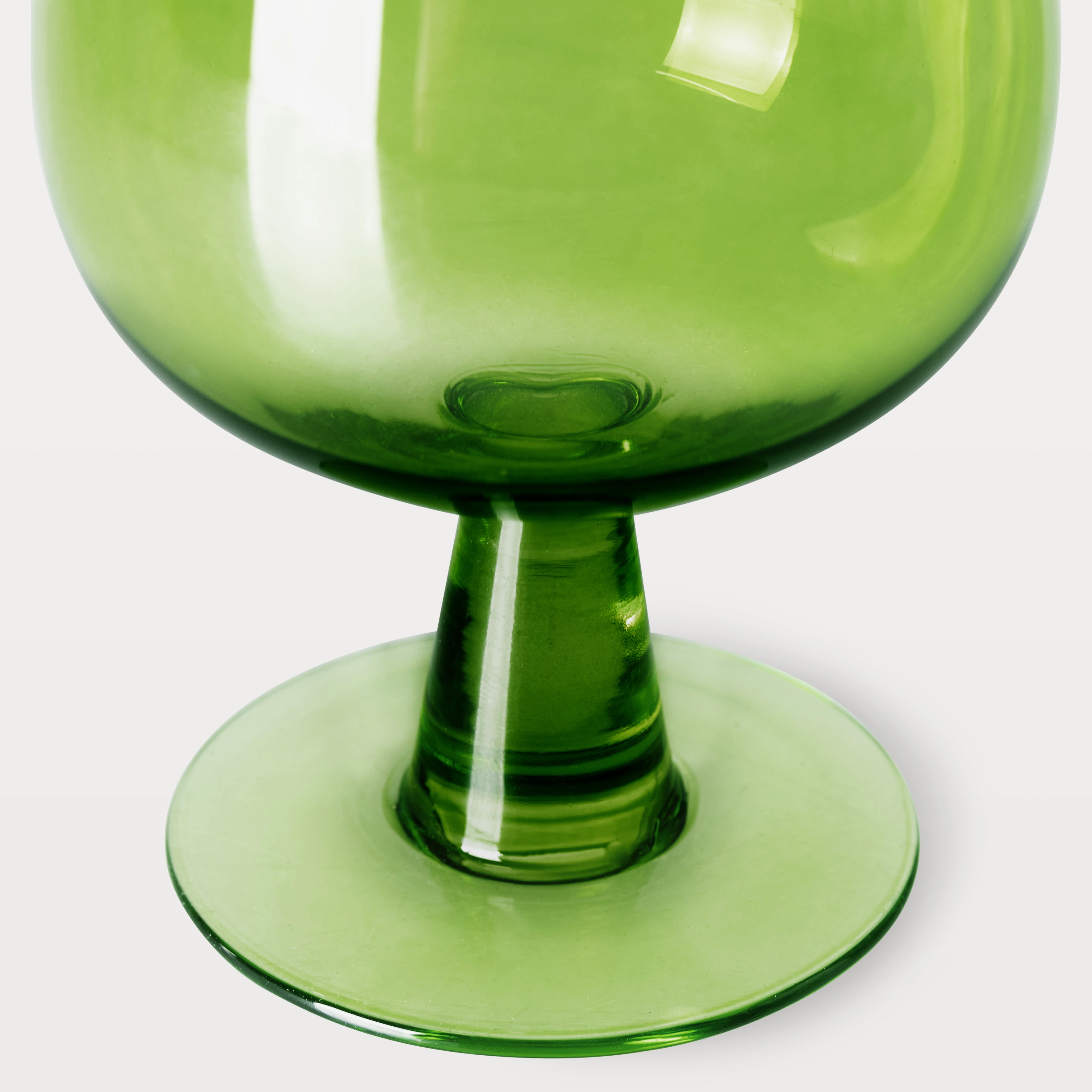 HKLiving The Emeralds wine glass, Lime green, set of 4 ATT PYNTA