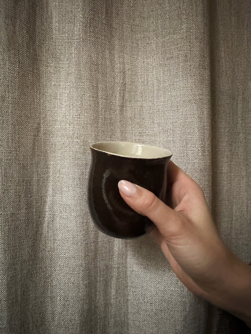 Åke Handmade glazed thumb mug