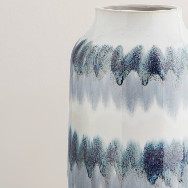 Moa large handcrafted stoneware vase