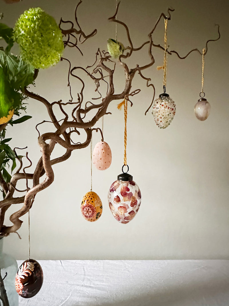 Lilja petal handmade glass decorative egg (3 left)