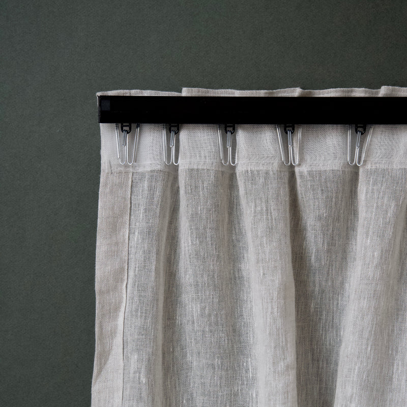 Curtain track in Black or White