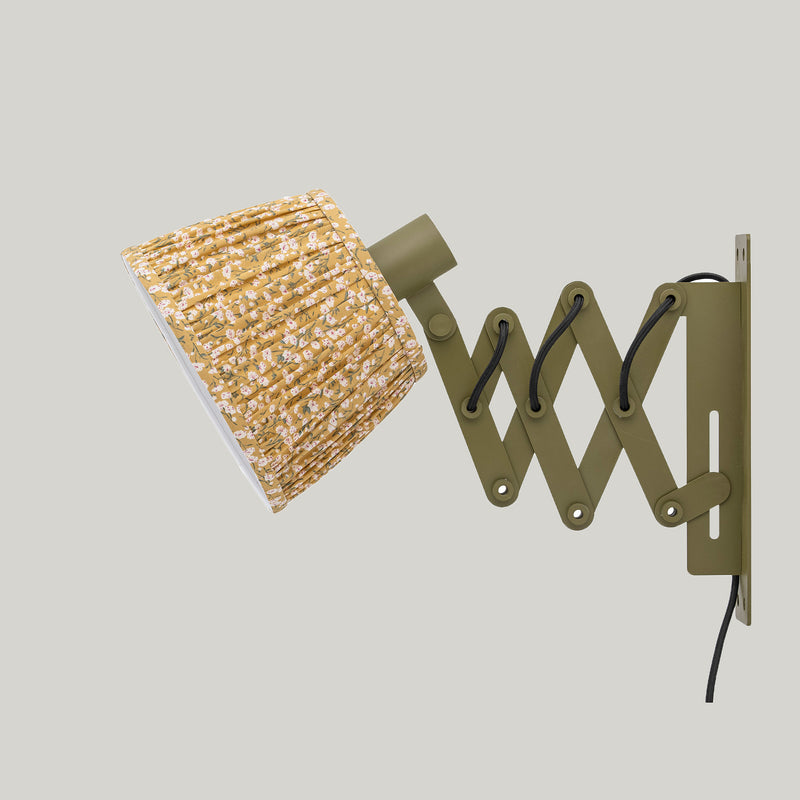 Vinni extendable wall lamp