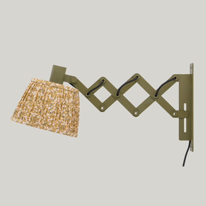 Vinni extendable wall lamp