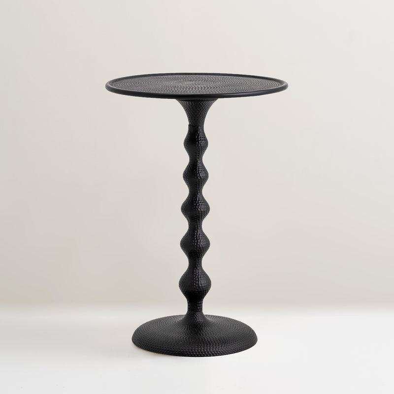 Anka black metal side table