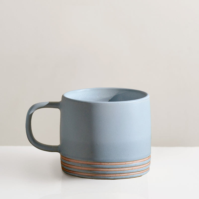 Enesta dusty blue line mug