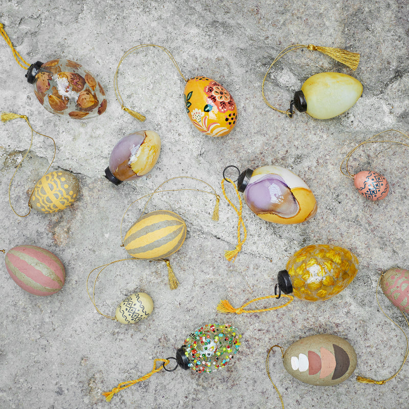 Lilja petal handmade glass decorative egg