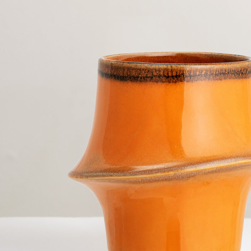 Neya Handcrafted stoneware plant pot