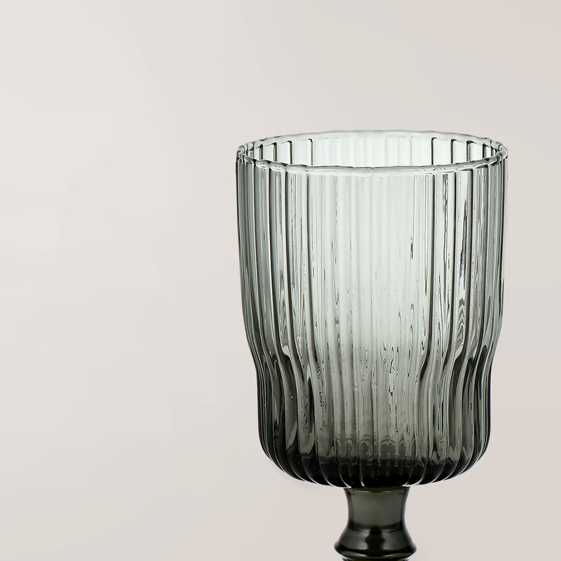 Fali ribbed wine glass - smoke